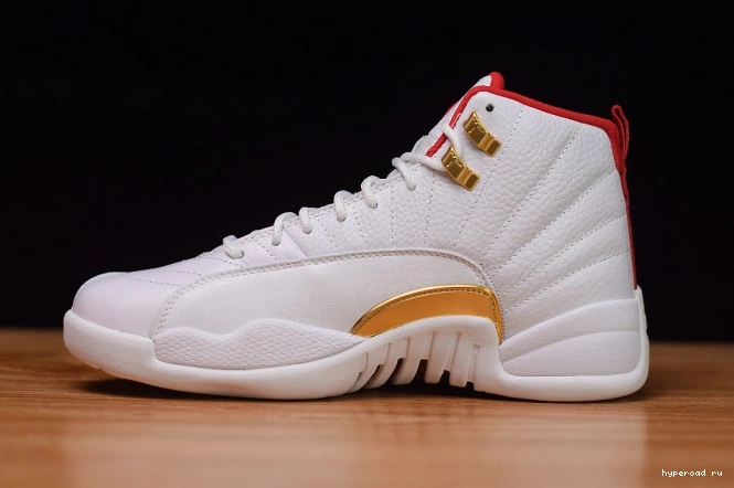 Air Jordan (2019) 130690-107 12 "Fiba" Retro 0707